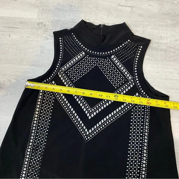 Cartise M Black High Neck Tank Top with Cut Out Design - Picture 10 of 16